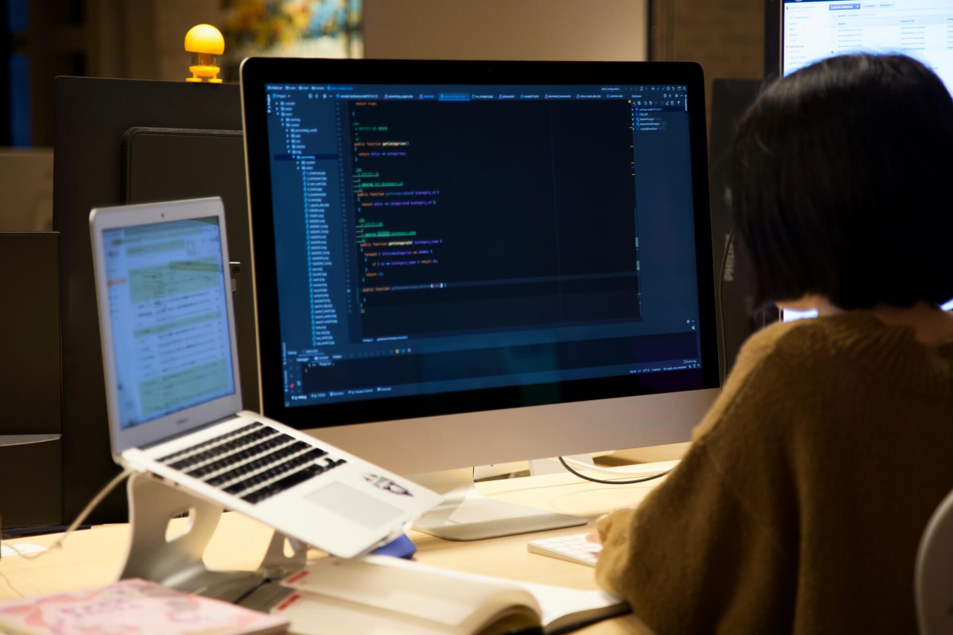 WEBアプリケーション開発